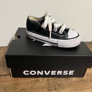 Converse All Star Low Tops Sz 4